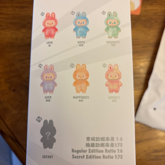 💕 POP MART LABUBU - BIG INTO ENERGY (Love) - Picture 6 of 11